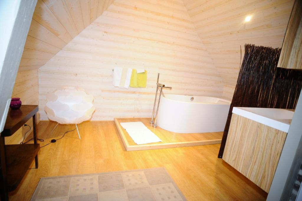 Chateau De Bertreville Bed & Breakfast Rom bilde